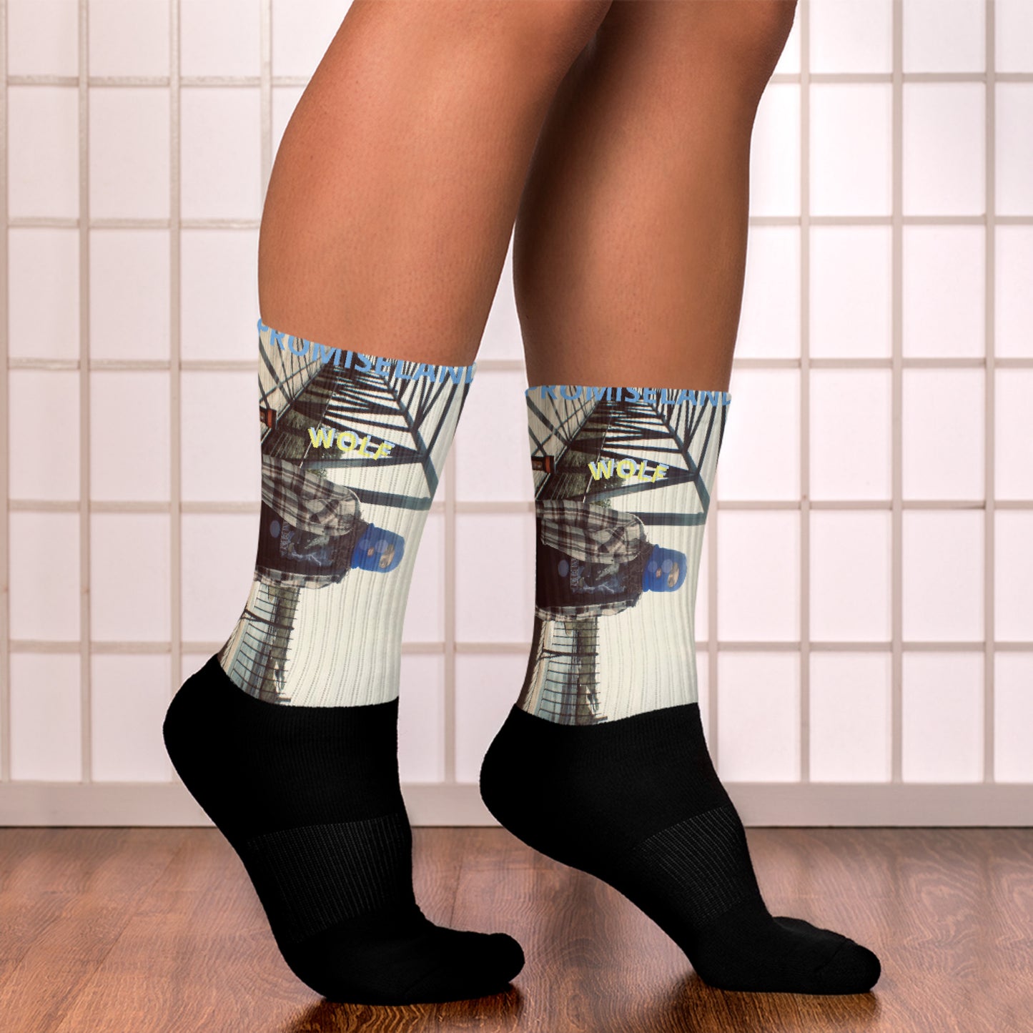 WOLF'S PROMISE Socks